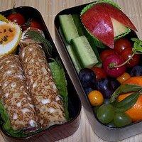 Bento nr. 149 pfannkuchen-lachs-röllchen.