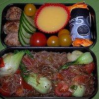 Bento nr. 104 pfannengerührte nudeln.