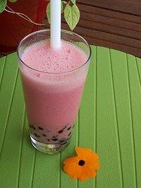 Bubble tea grüntee erdbeere