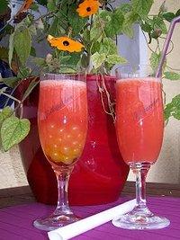 Cocktails mit und ohne Popping Boba