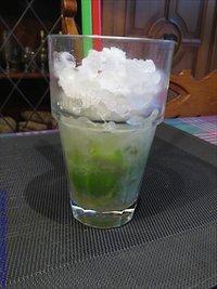 Jungfern-Caipirinha
