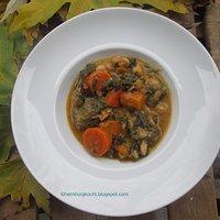 Nachgekocht: gemüse-curry mit kürbis, kichererbsen, auberginen und wurzeln
