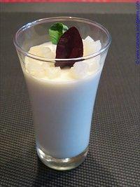 Weiße Spargelmousse