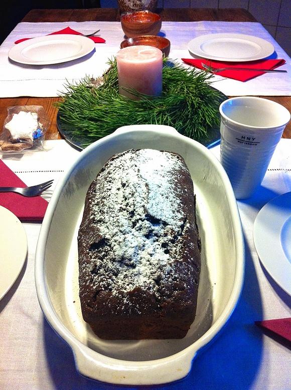 Rotweinkuchen für die Adventskaffeetafel