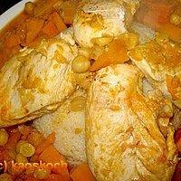 Hähnchen mit couscous, süßkartoffeln und kürbis
