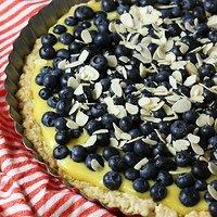 Blaubeertarte mit Mandelsplittern