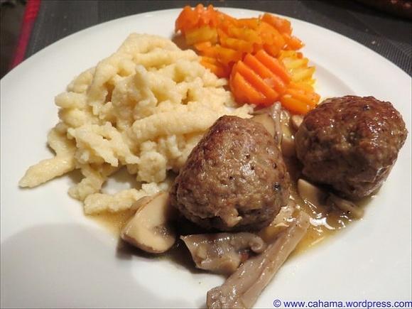 Wildschwein-Hackbällchen in Pilzsauce