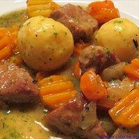 "Vogelsberger Motten“ – Schweinefleisch-Karotten-Ragout