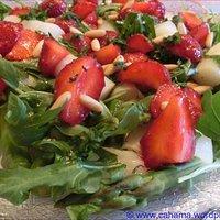 Spargel-Erdbeer-Salat