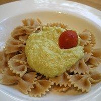 Nudeln mit Spargelpesto