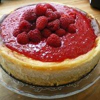 American Cheesecake mit Himbeeren