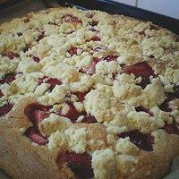 Erdbeer-Streuselkuchen