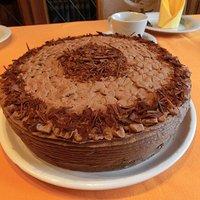 Birnentorte mit Schokosahne