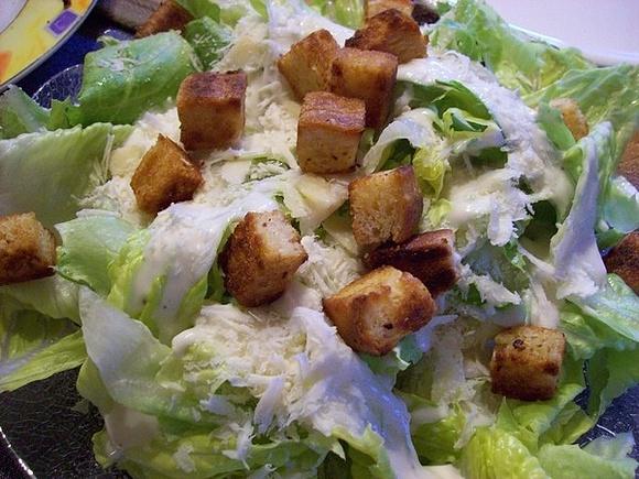 Caesar Salat