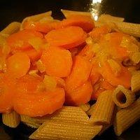 Pasta mit Chili-Möhren