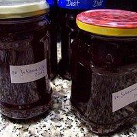 Roter Johannisbeergelee mit Vanille