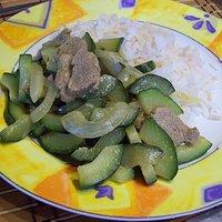 Gurkencurry