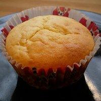 Birnenmuffins mit Preiselbeeren