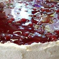 Preiselbeer-Joghurt-Torte