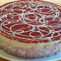 Geschichtete Quarktorte