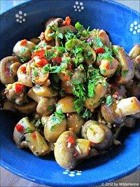 Antipasti: Knoblauch-Champignons