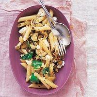 Rezept von sören anders: kaninchencurry, couscous, joghurtdip
