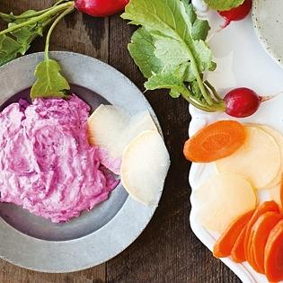 Joghurt mit roter bete von louisa shafia