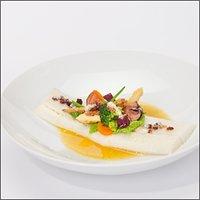 Rezept aus sous vide: heilbutt mit gemüseallerlei, vollkornbrot und currysud