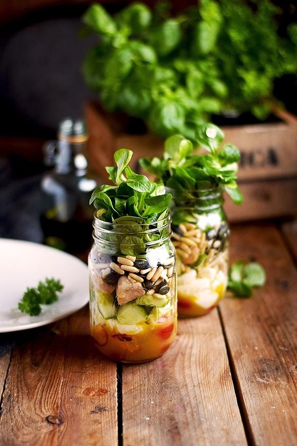 Honig-Senf-Schichtsalat im Glas