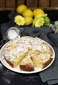 Schwedischer mandelkuchen mit zitrone (glutenfrei) – unglaublich saftig