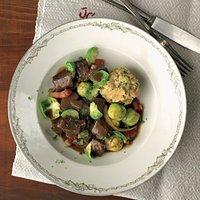 Rezept von barbara rias-bucher: damhirschragout mit rosenkohlgemüse