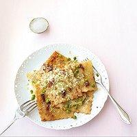 Rezept von latife & hilal arslantas: pizzafladen mit spinat- oder käsefüllung