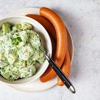 Rezept von stevan paul: kartoffelsalat mit grüner sauce & würstchen