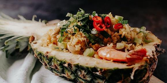 Gebratener Reis mit Ananas