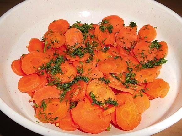 Möhrensalat als Lachsersatz
