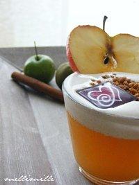 Apfelgelee-Dessert mit Zimt-Mascarpone-Creme