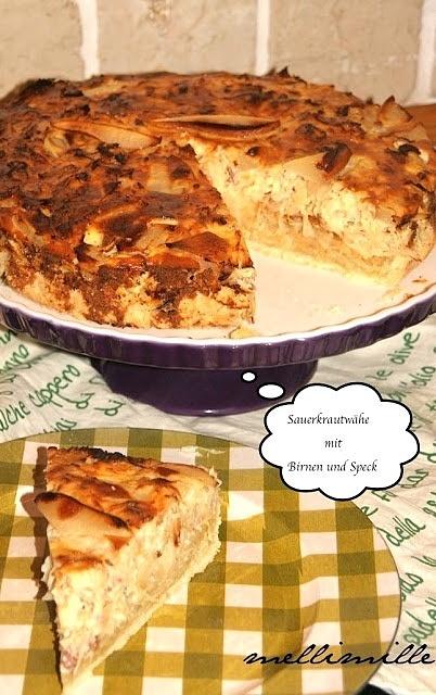 Herbstliche rustikale sauerkraut-wähe mit birnen und speck