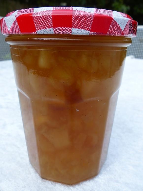 Apfelmarmelade mit Trockenfrüchten