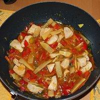 Chop Suey mit Hühnchenfleisch