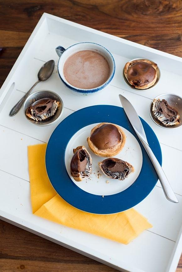 Pastéis de nata mit salzbutterkaramell und schokolade