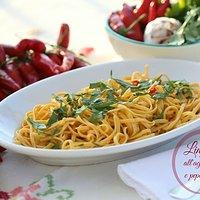 Double chili pasta: linguine all'aglio, olio e peperoncino
