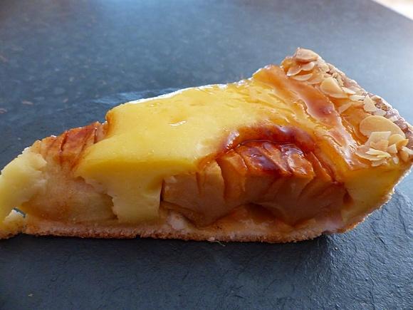 Oma's herbstlicher apfel pudding kuchen