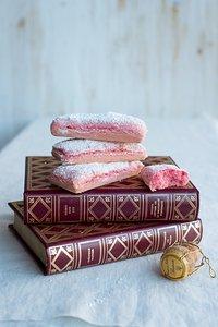 Selbstgemachte biscuits roses de reims